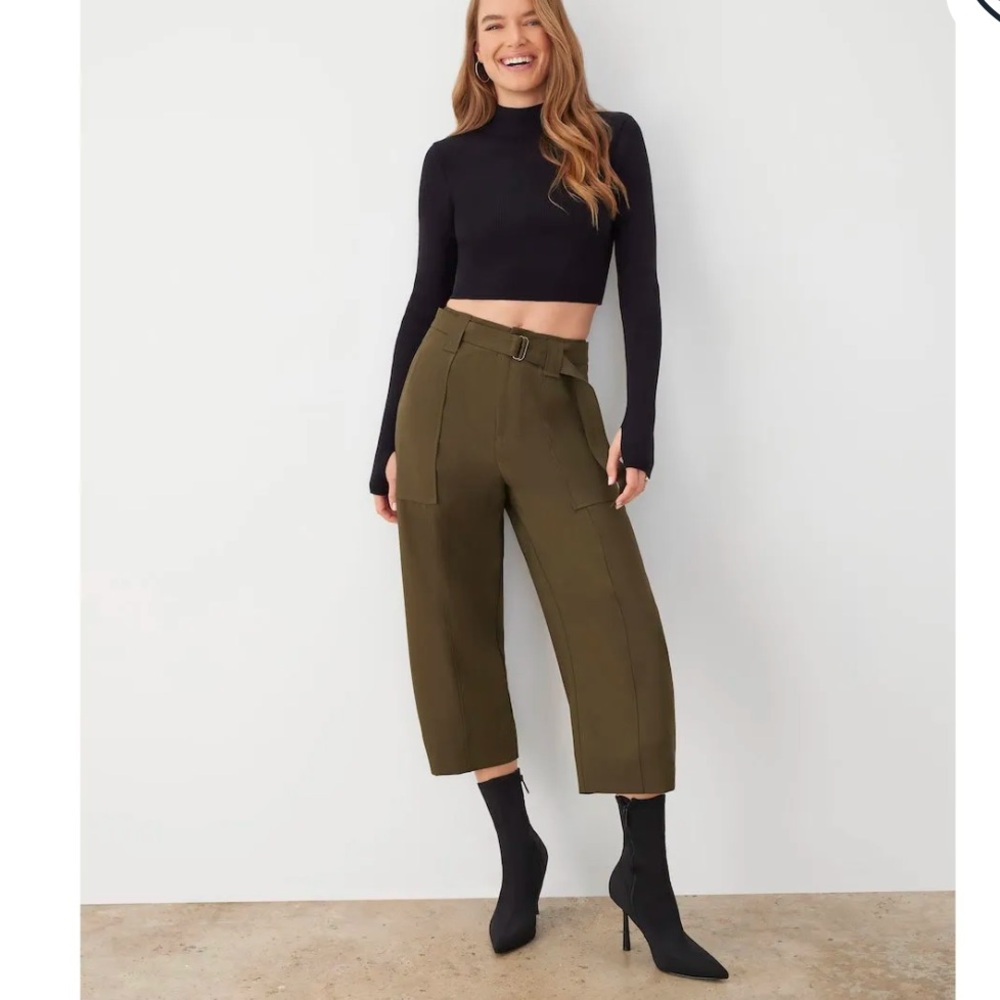 Gstq Utility Cropped Pant size 6 green